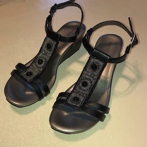 Bandolino Ladies Dress Shoes/Sandals